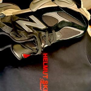 New Balance 9060 Castlerock & Grey